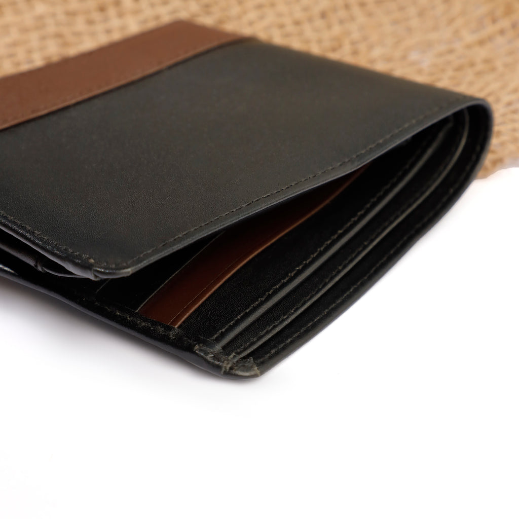 Men Genuine Leather RFID Blocking Bifold Wallet Sleek Design
