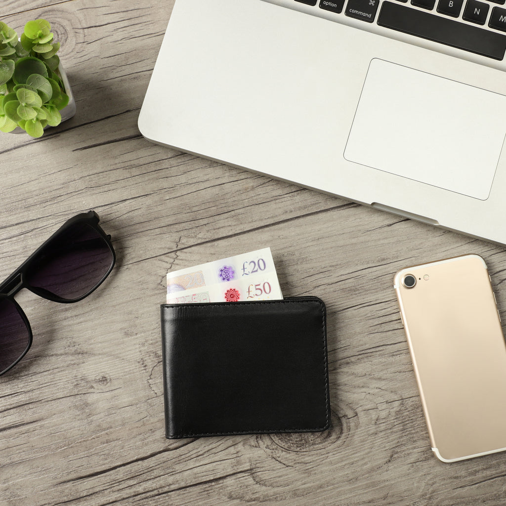 Men Genuine Leather RFID Blocking Bifold Black Wallet Sleek Design