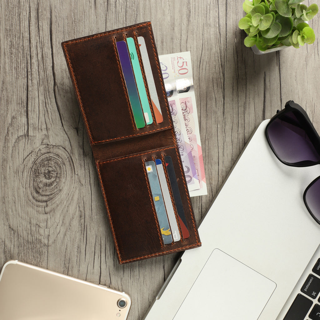 Men Genuine Pull-up Leather Wallet Sleek Design